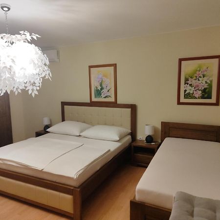 Apartmani Am Krk Town Exteriör bild